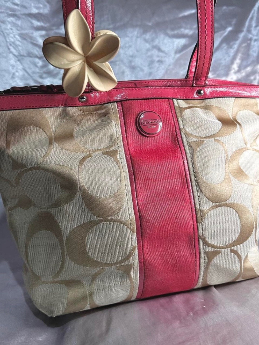 Vintage Y2K Coach Signature Red Beige Shoulder Bag